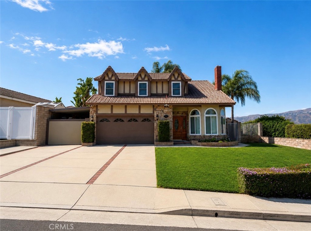 8505 E Meadowridge Property Photo 1