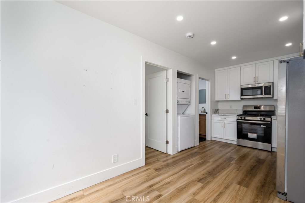 918 N Enid Avenue Property Photo 10