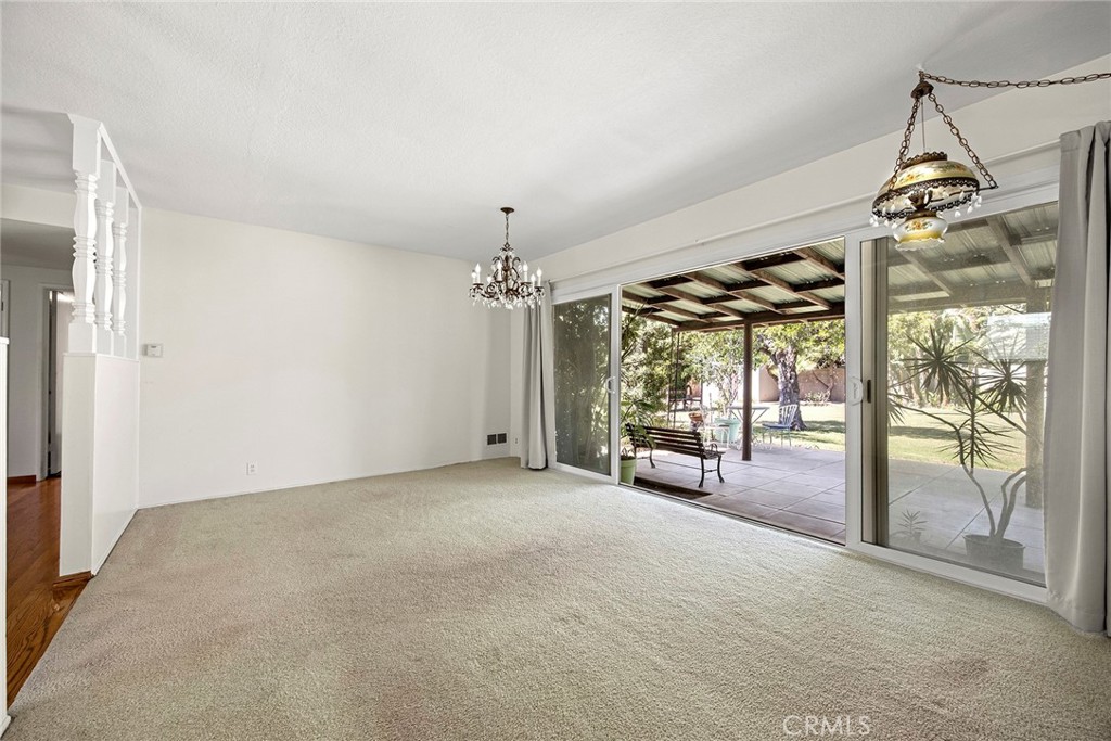 12811 Malena Property Photo 15