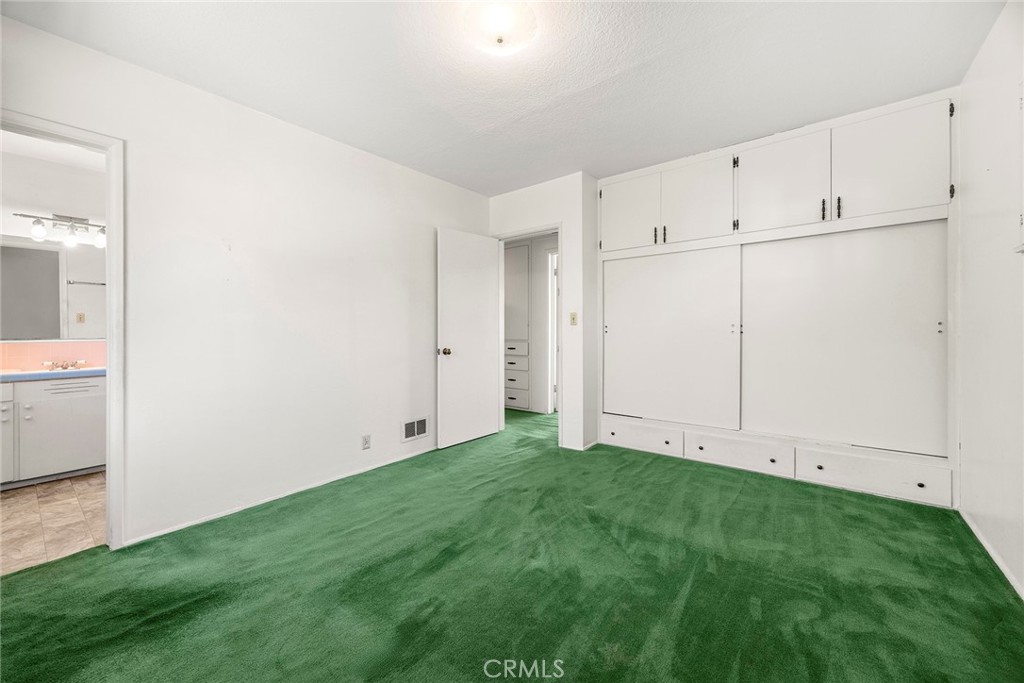12811 Malena Property Photo 21