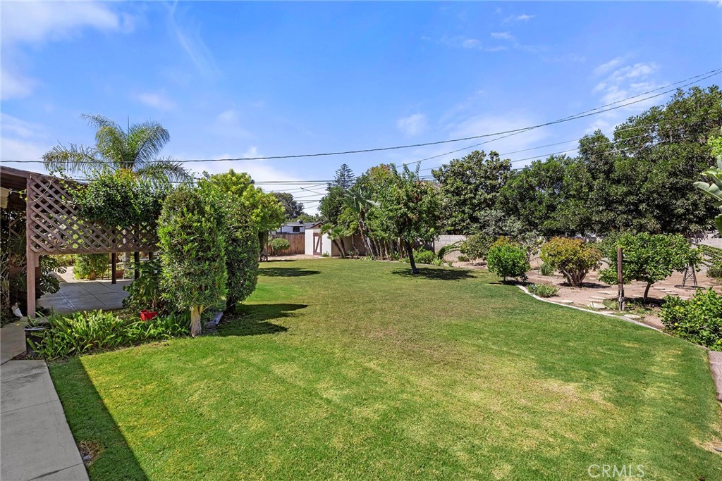 12811 Malena Property Photo 30