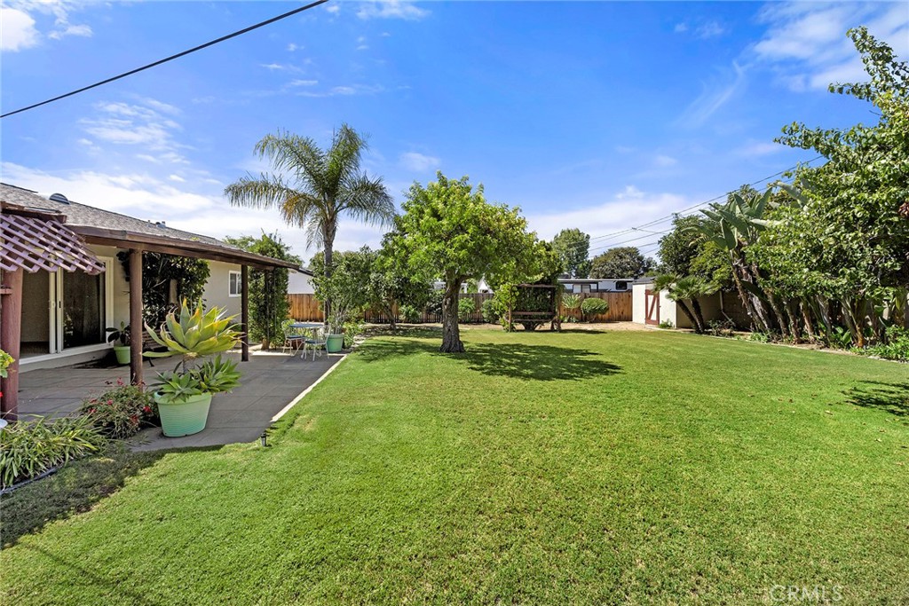 12811 Malena Property Photo 32