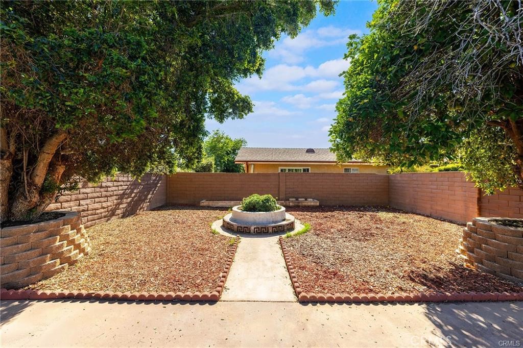 1704 S Orange Avenue Property Photo 25