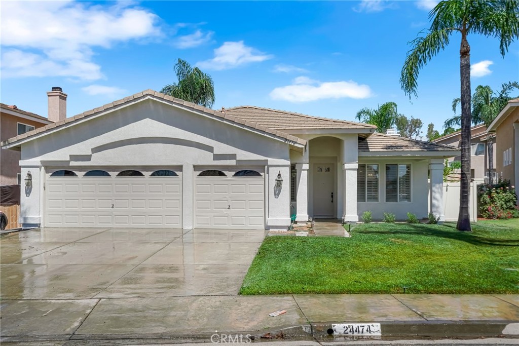 24474 Via Primero Property Photo 1