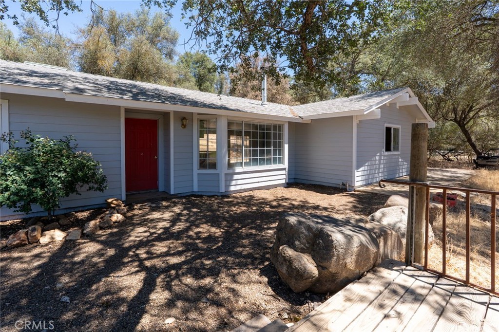 4074 Lakeview Property Photo 4