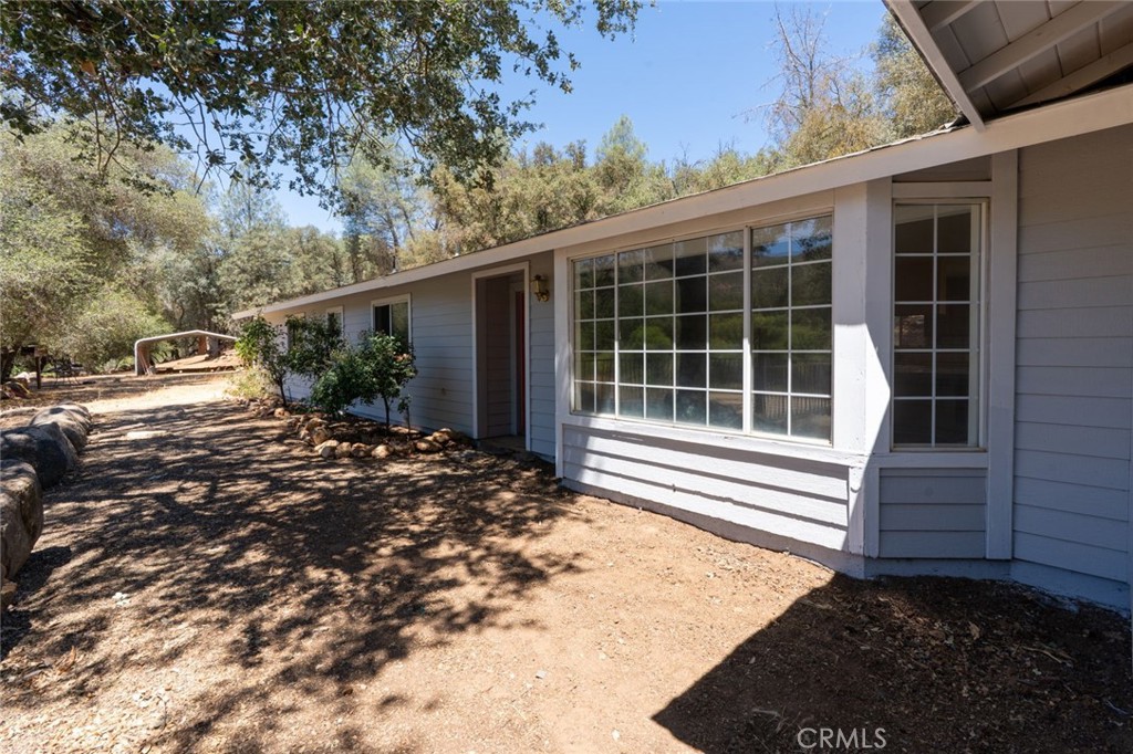 4074 Lakeview Property Photo 5