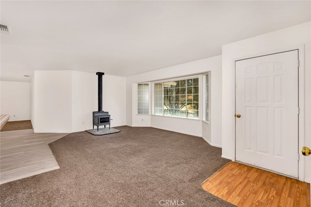 4074 Lakeview Property Photo 7