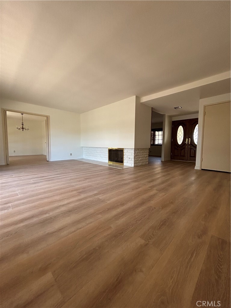 19341 Willowbrook Property Photo 6