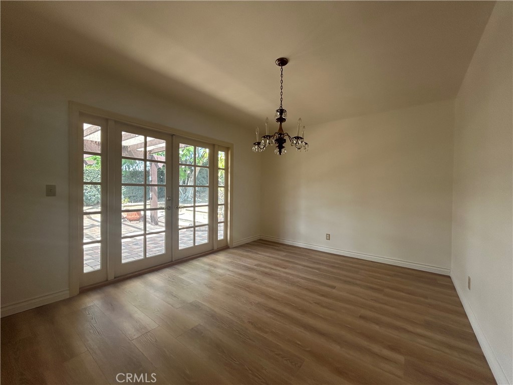 19341 Willowbrook Property Photo 10
