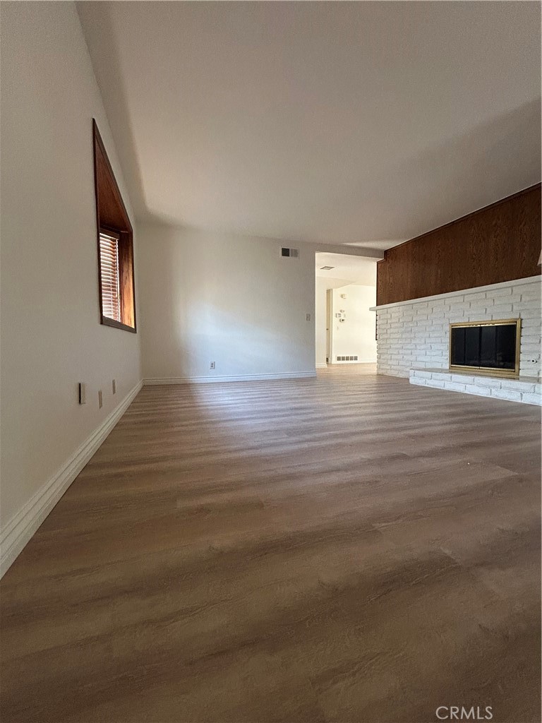 19341 Willowbrook Property Photo 12