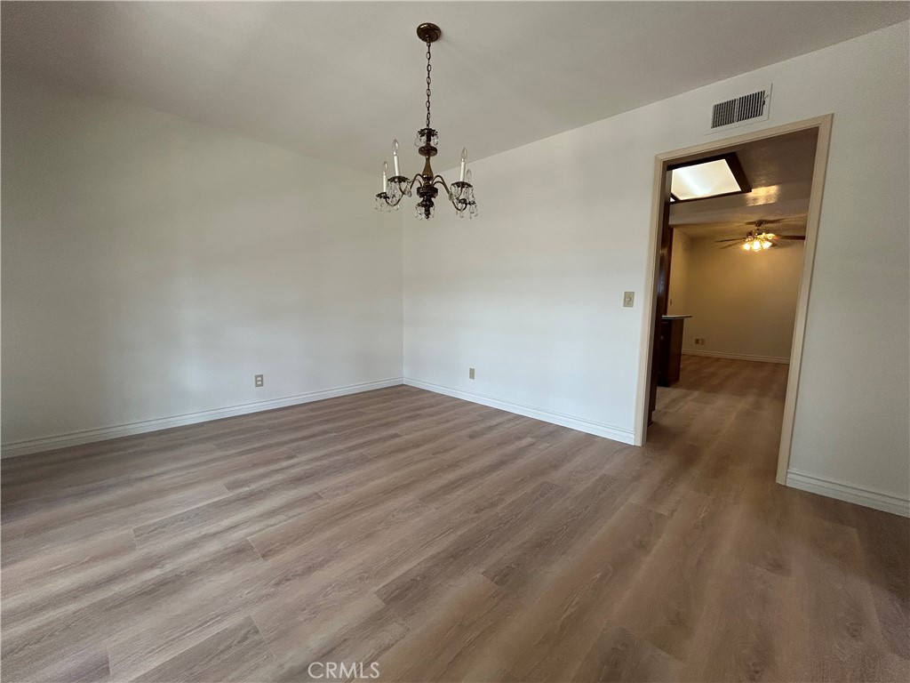 19341 Willowbrook Property Photo 12
