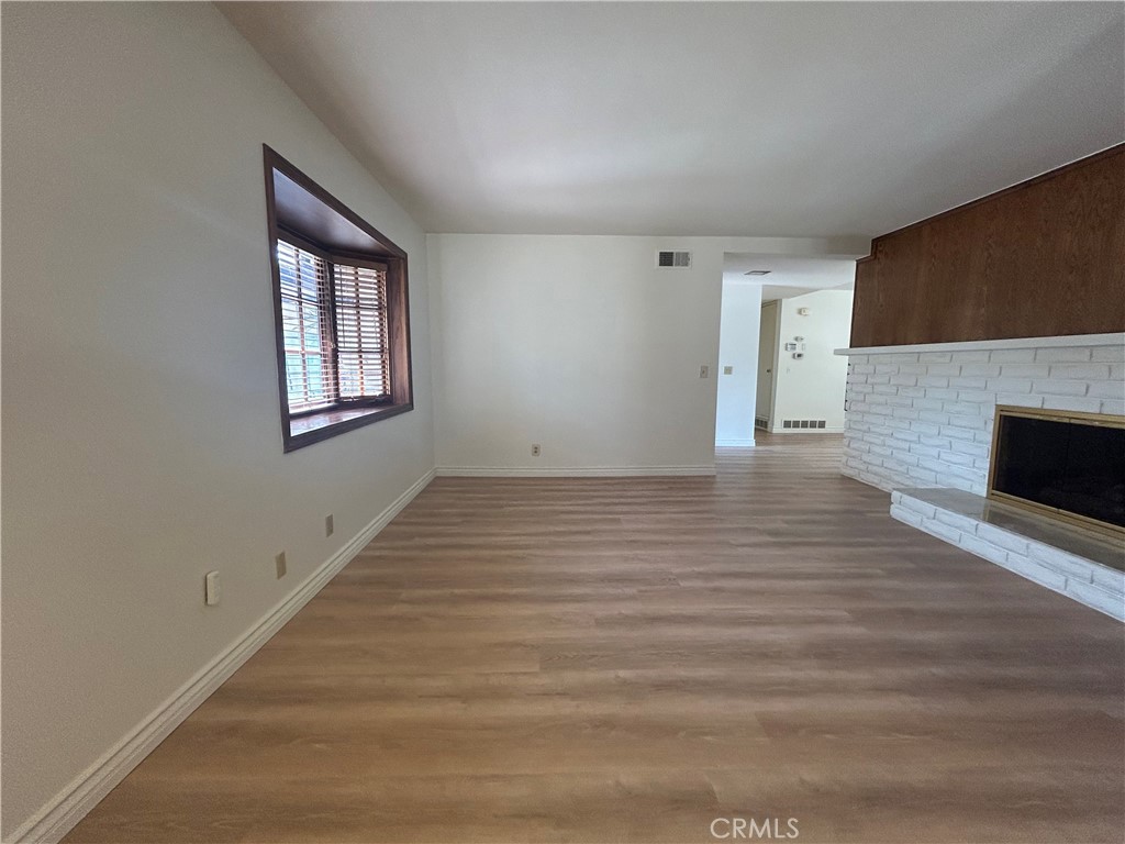 19341 Willowbrook Property Photo 13