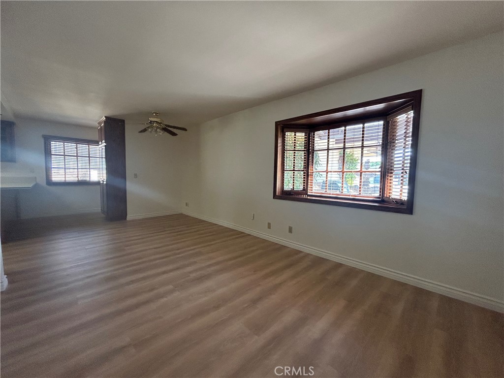 19341 Willowbrook Property Photo 14