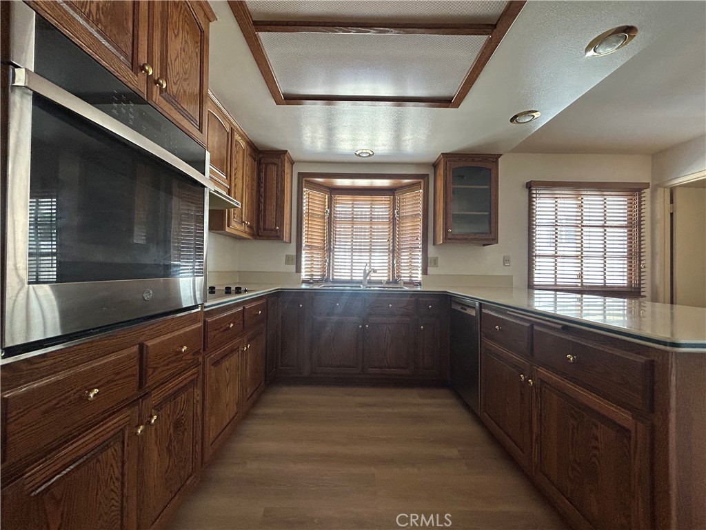 19341 Willowbrook Property Photo 16