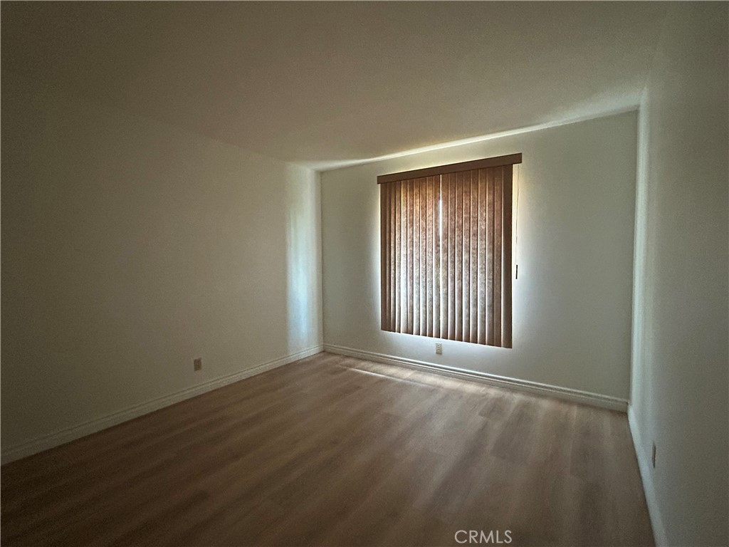 19341 Willowbrook Property Photo 24