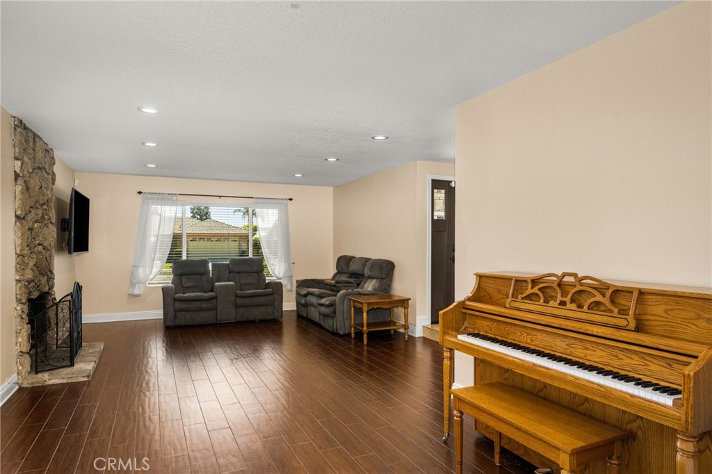 3121 N Hearthside Property Photo 10