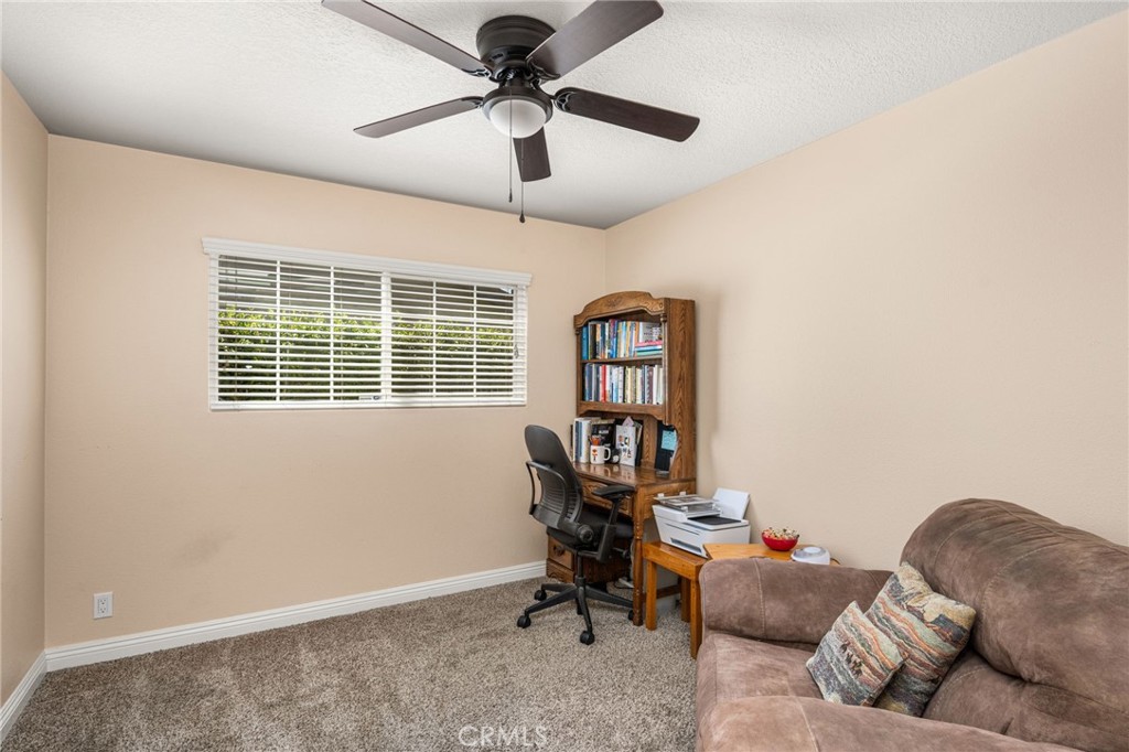 3121 N Hearthside Property Photo 29