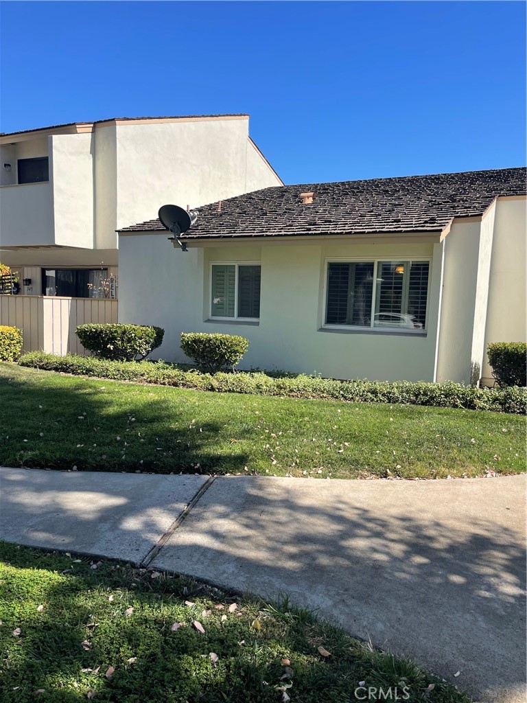 341 Meadow Court Property Photo 1