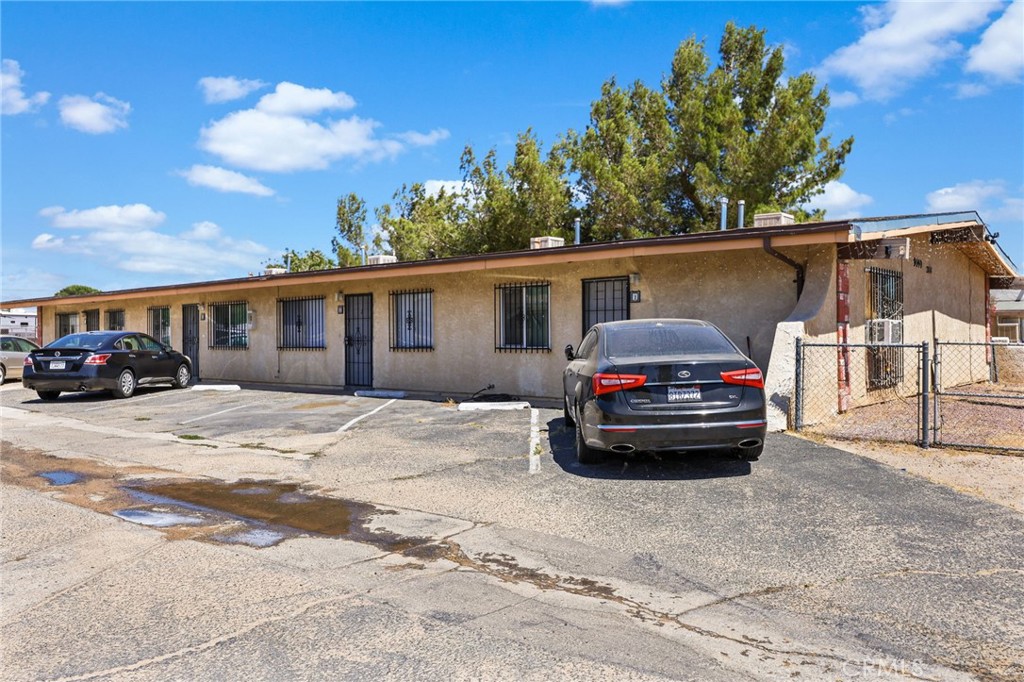 9140 E Property Photo 4