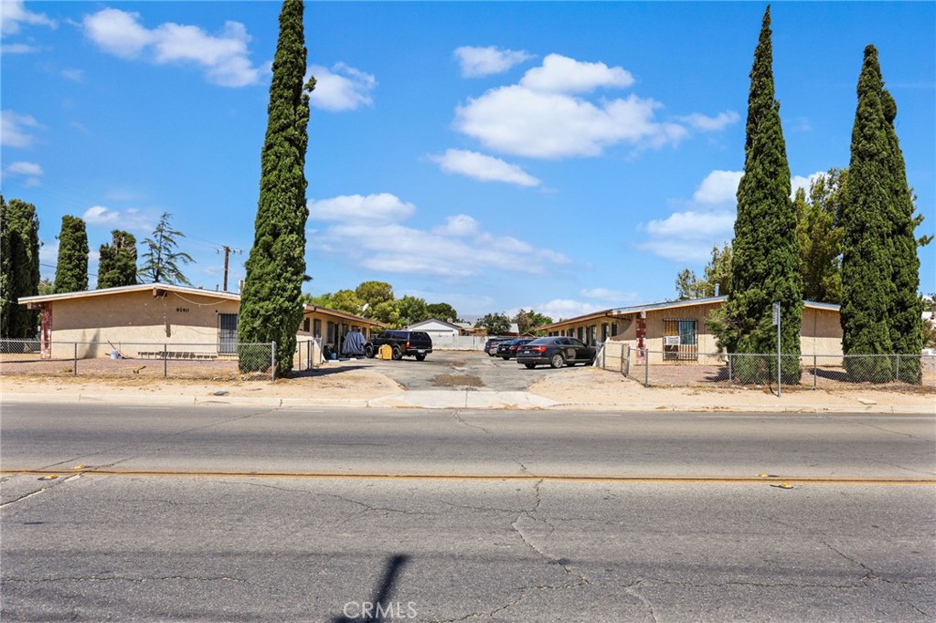 9140 E Property Photo 10