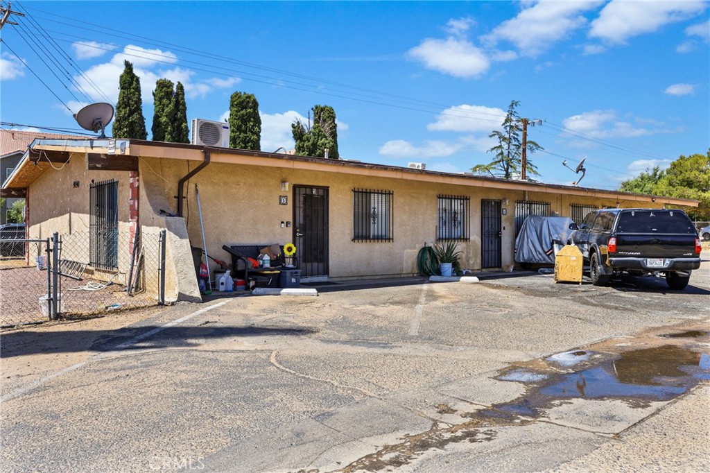 9140 E Property Photo 12