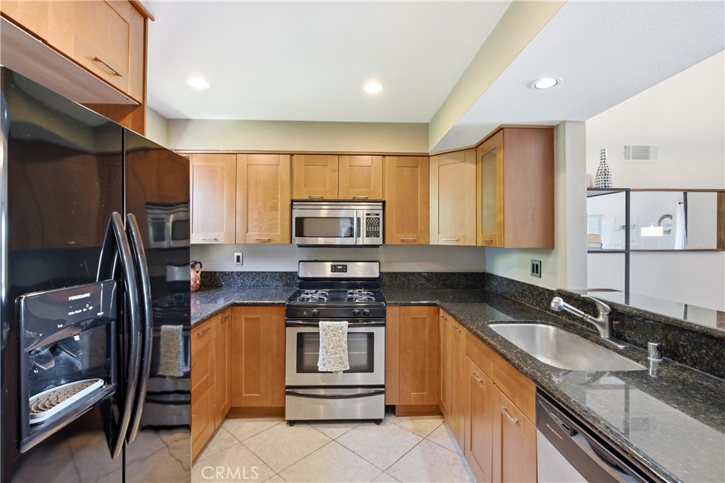 384 Redondo 401 Property Photo 13
