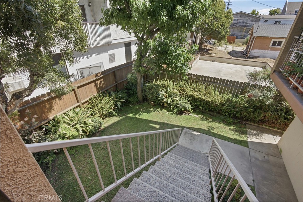 384 Redondo 401 Property Photo 33
