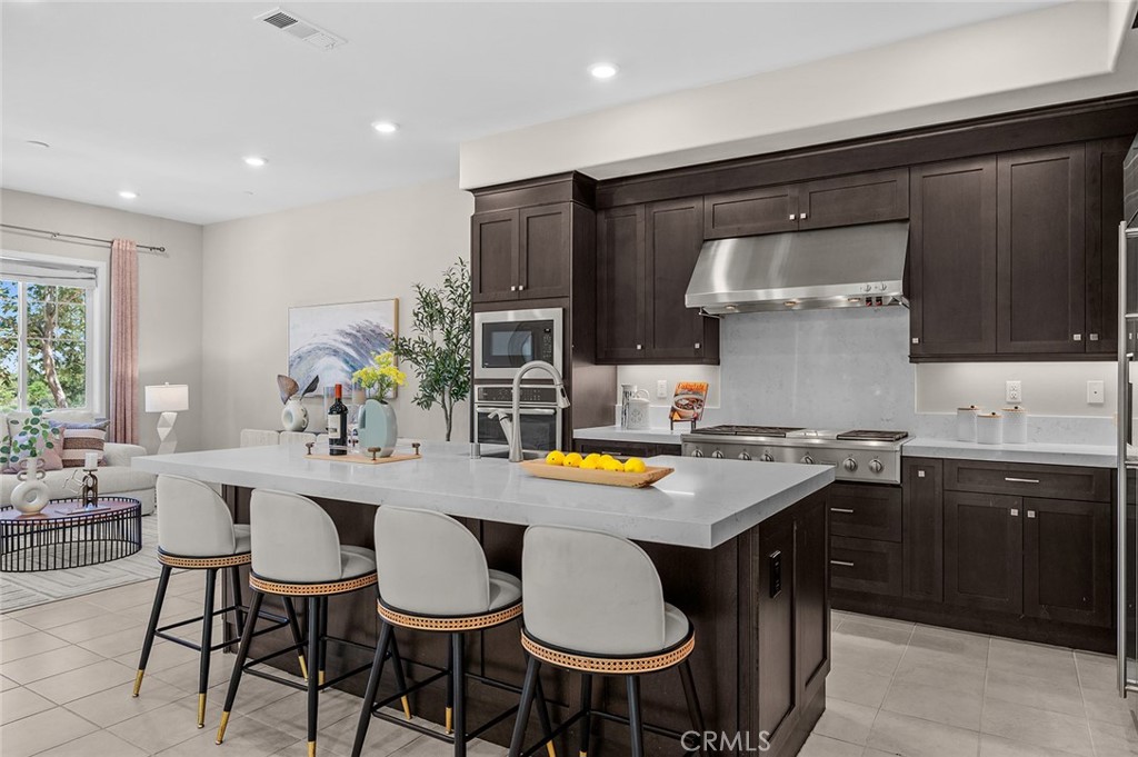 148 Perspective Property Photo 6