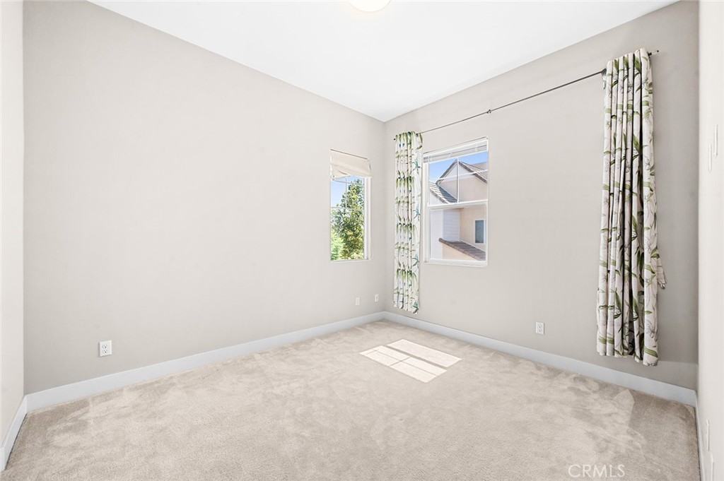 148 Perspective Property Photo 14