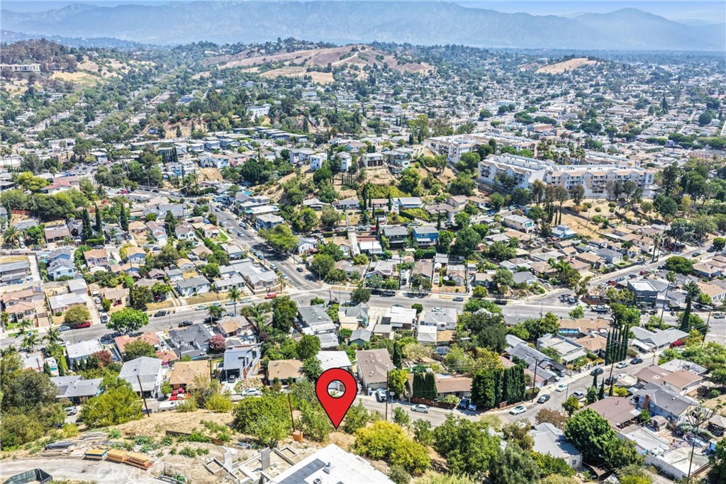 4550 Bedilion Property Photo 7