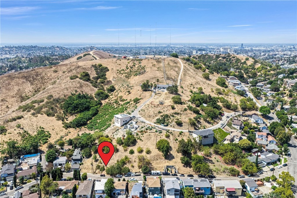 4550 Bedilion Property Photo 8