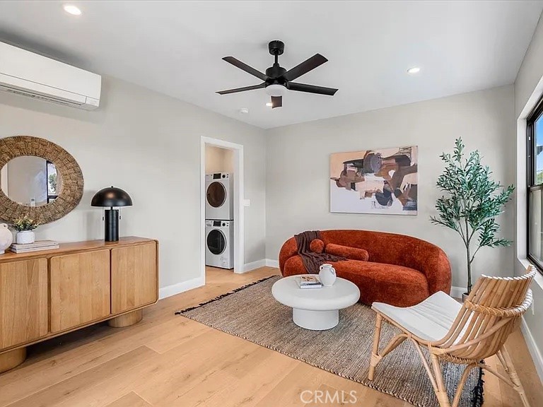 206 Olive Property Photo 8