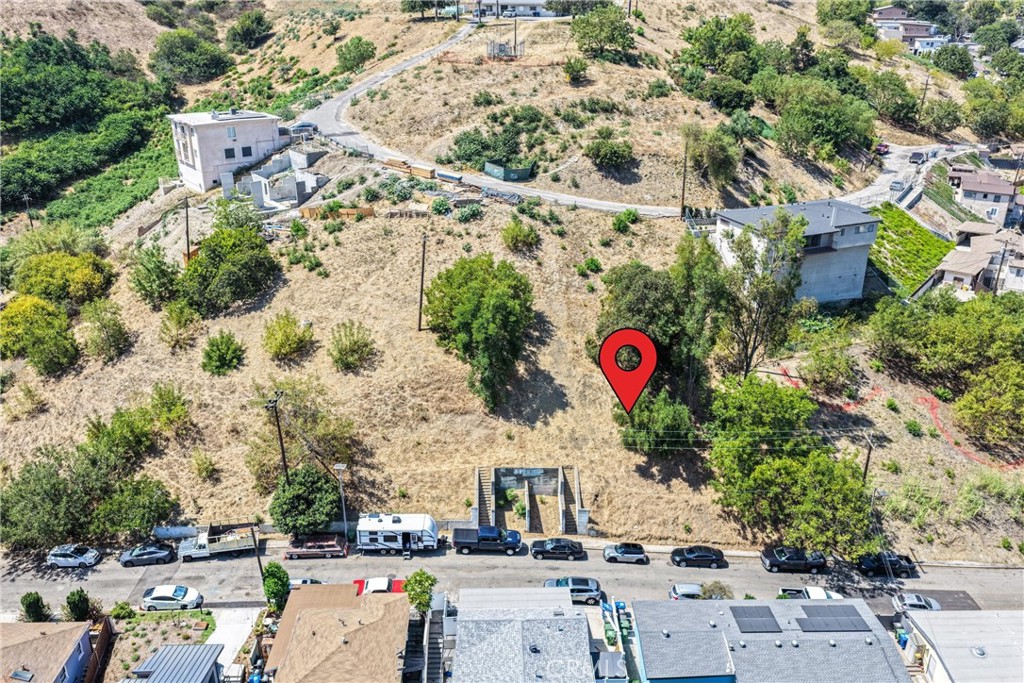 4528 Bedilion Property Photo 4