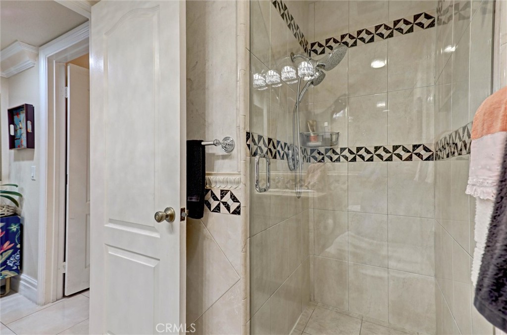 27451 Embassy Way Property Photo 17