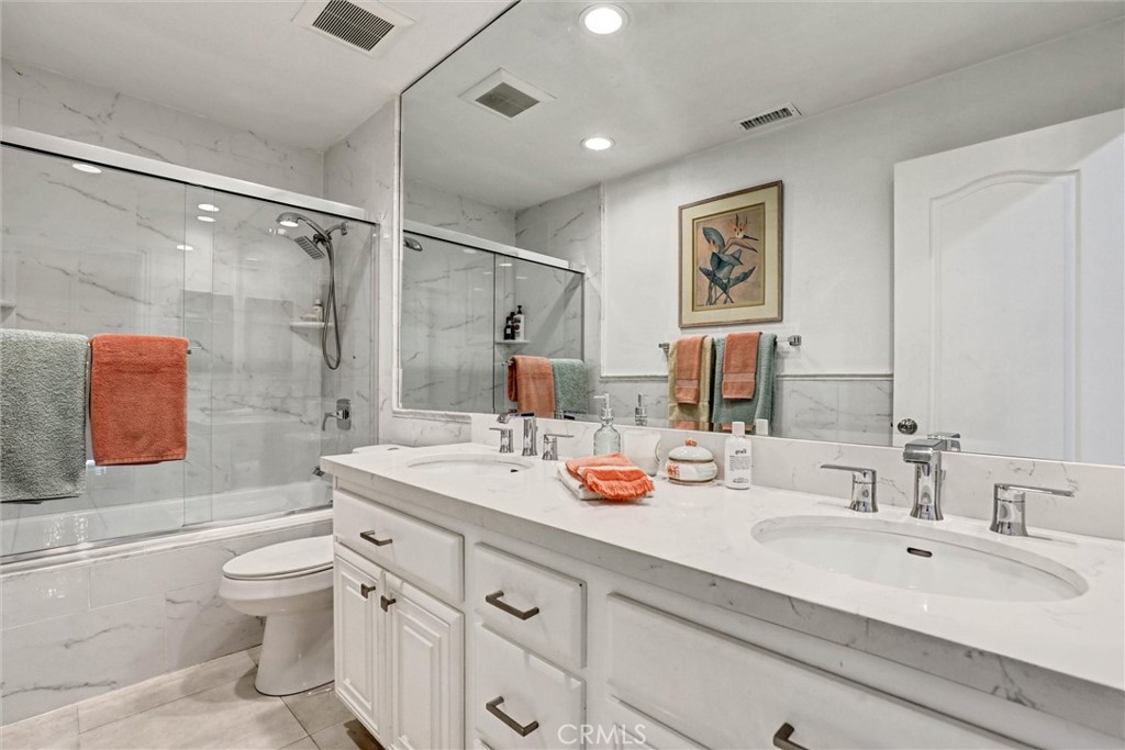 27451 Embassy Way Property Photo 25