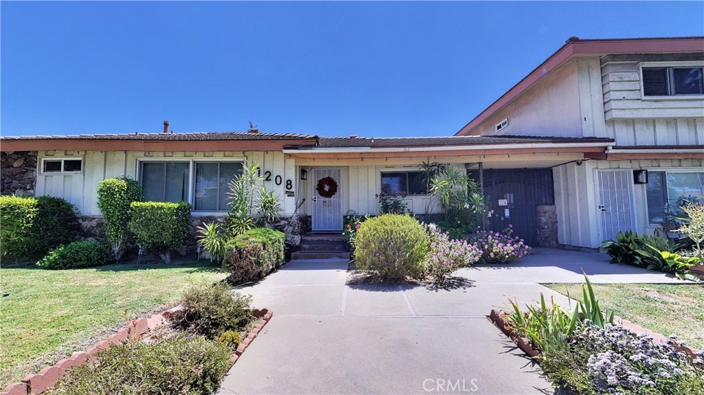 1208 S Marengo Ave Apt Q Property Photo 19