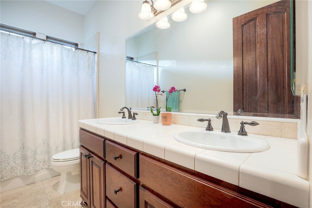 21977 Paseo Chico Property Photo 27