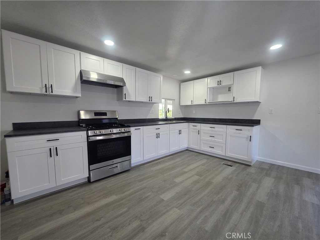 350 San Jacinto Avenue 198 Property Photo 14