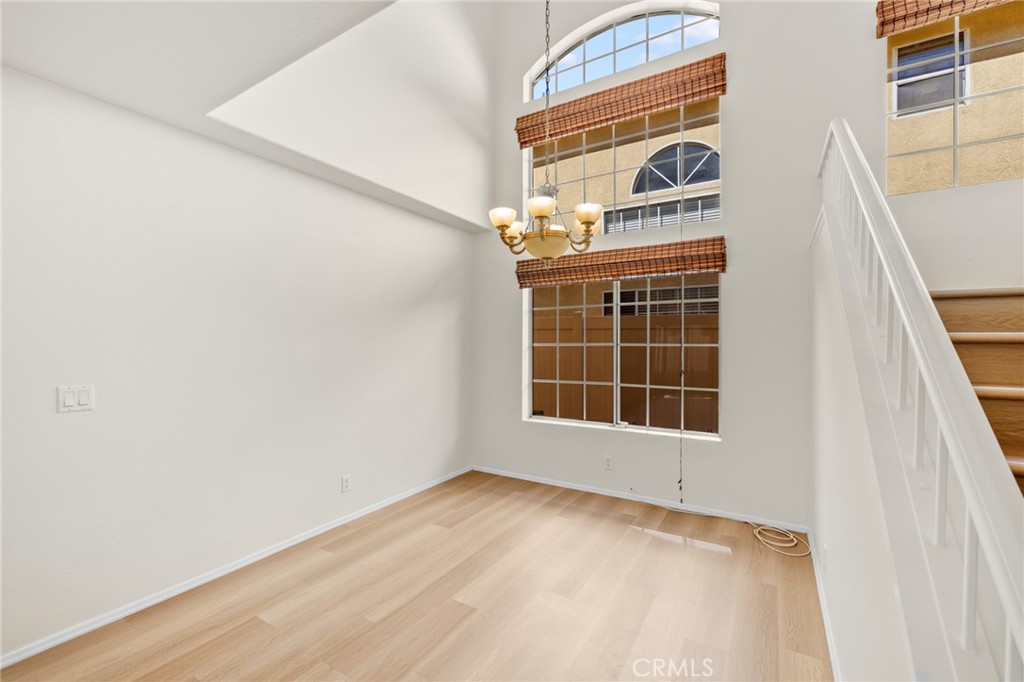 2163 Sun Ridge Drive Property Photo 9