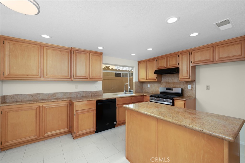 2163 Sun Ridge Drive Property Photo 19