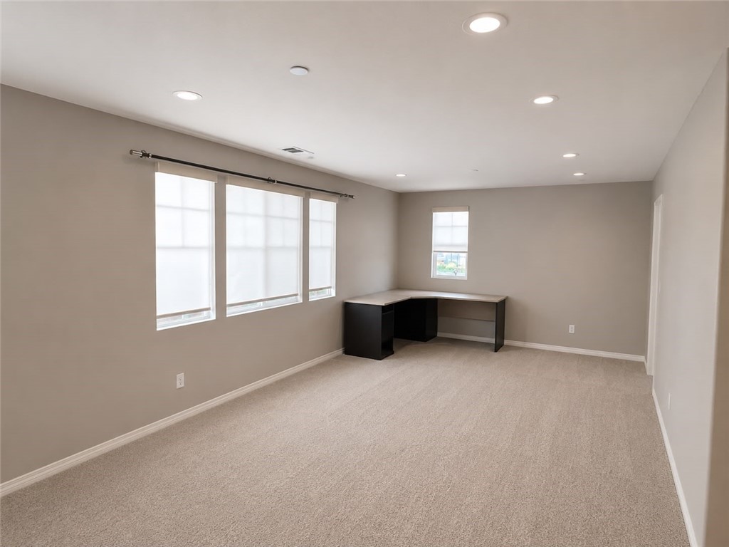 2308 Navigation Circle Property Photo 11