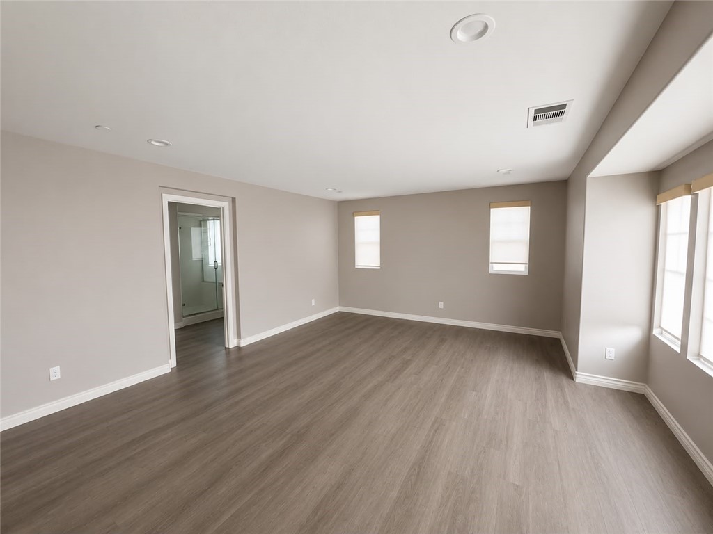 2308 Navigation Circle Property Photo 12