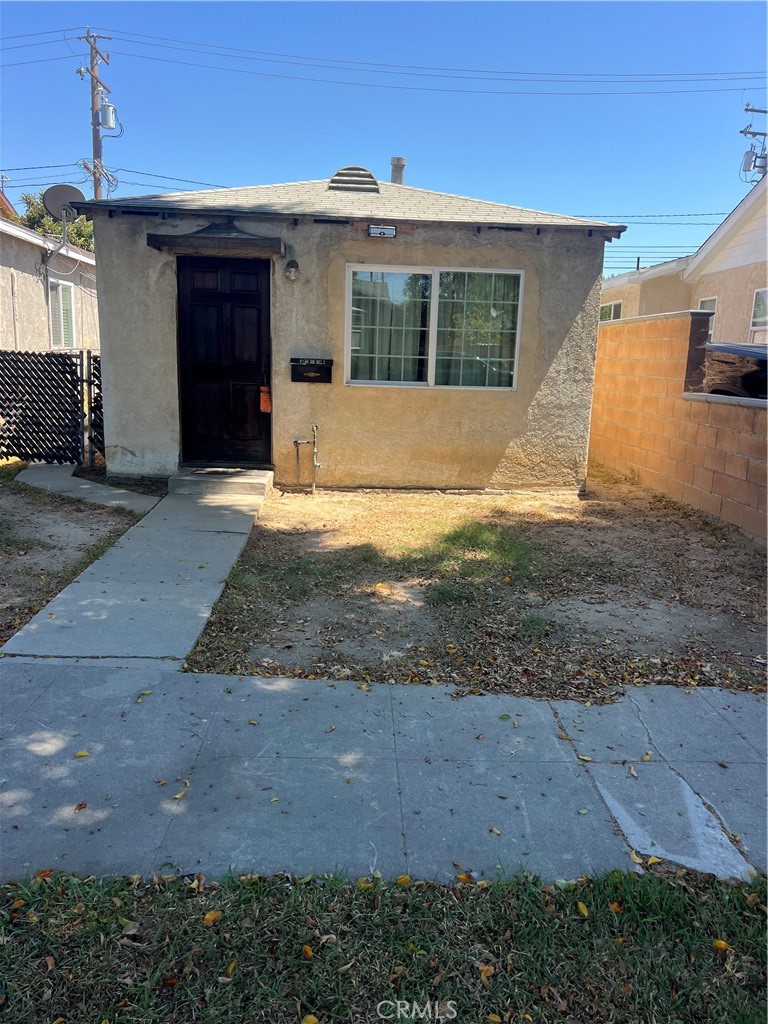 2114 Cowlin Property Photo 2
