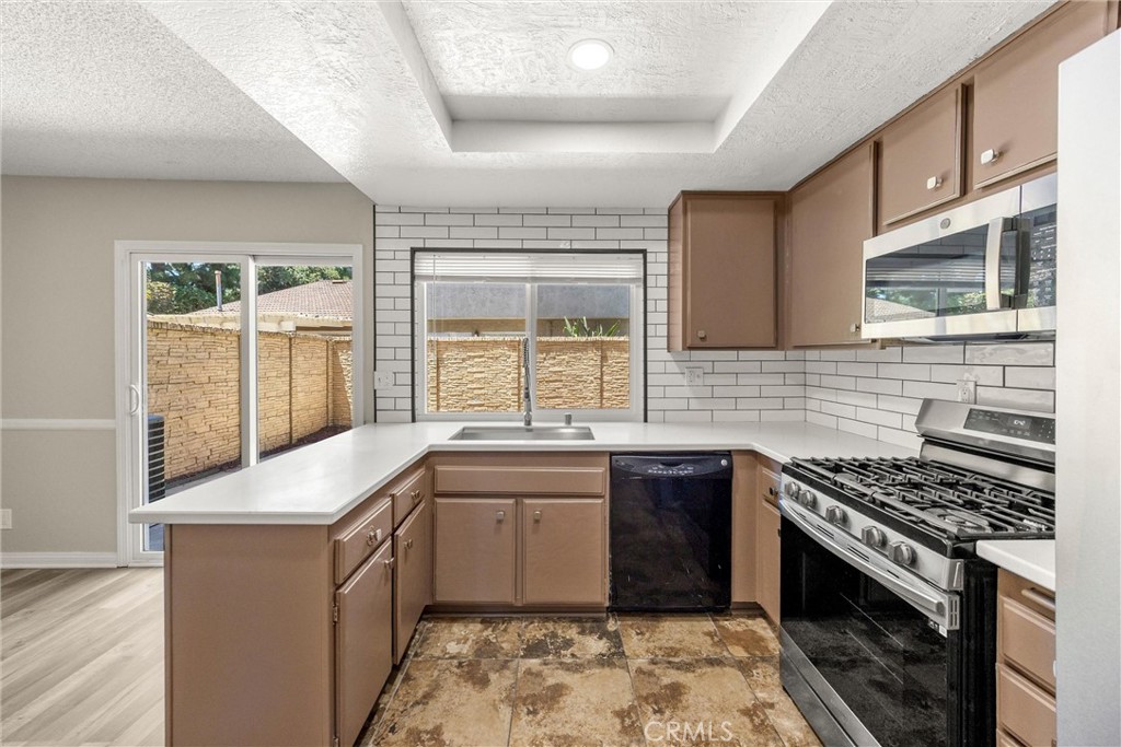 307 Aqueduct Court Property Photo 9