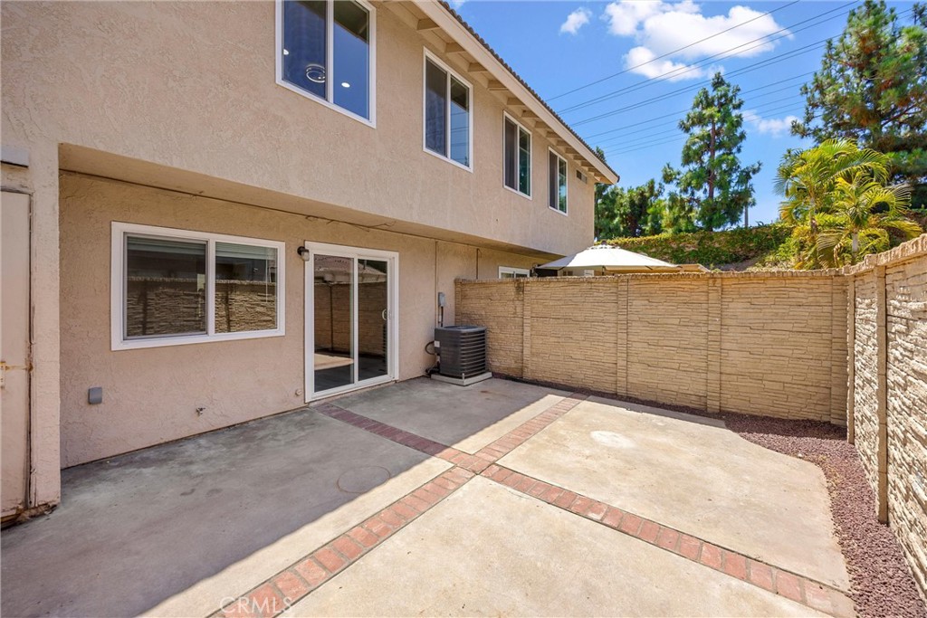 307 Aqueduct Court Property Photo 10