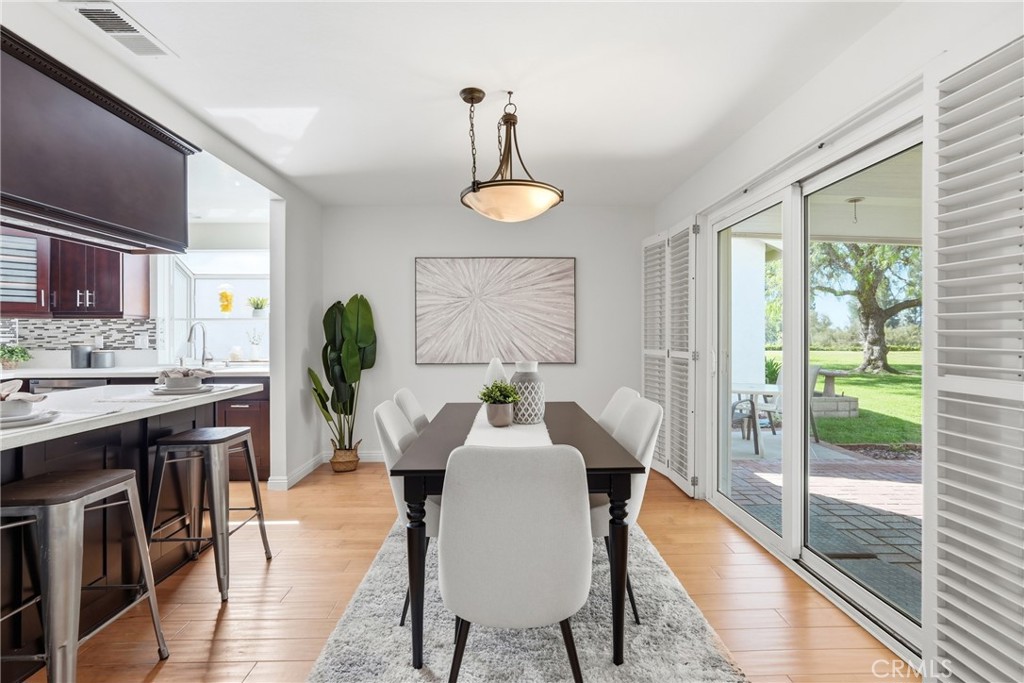 28282 Zarza Property Photo 14