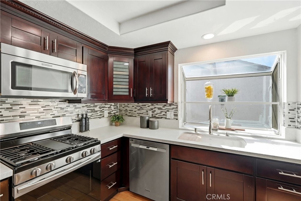 28282 Zarza Property Photo 20