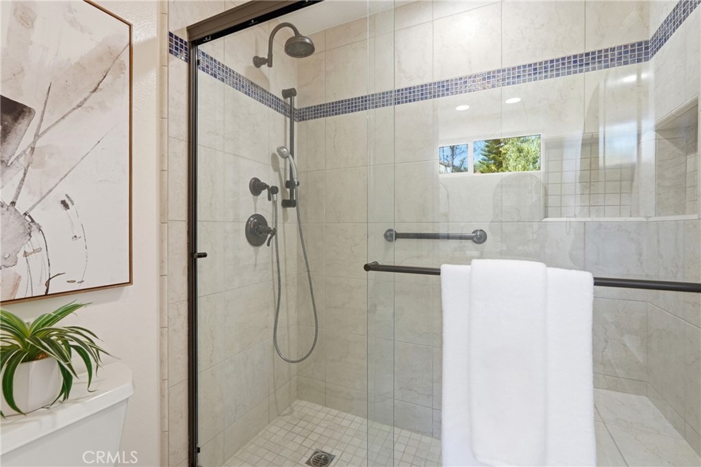 28282 Zarza Property Photo 25