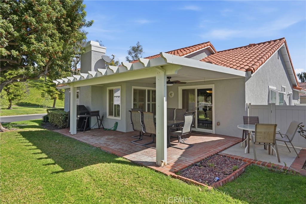 28282 Zarza Property Photo 28