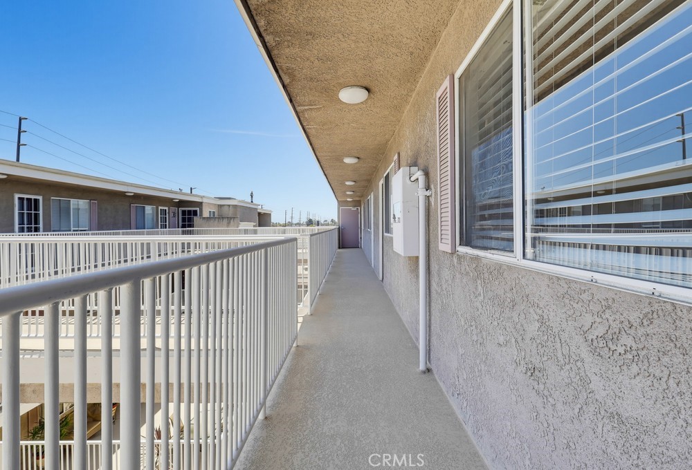 1355 Loma Avenue 311 Property Photo 13